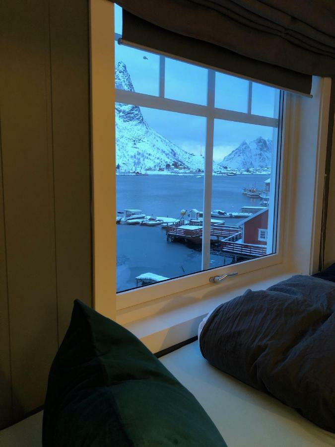 Reine Retro Villa - Cozy Villa With A Fantastic View 외부 사진